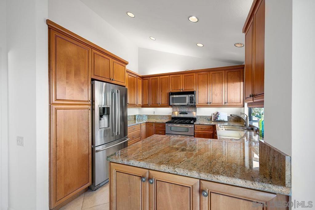 6393 Cardeno Dr. Property Photo 3