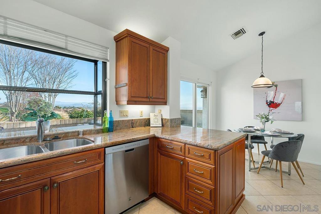 6393 Cardeno Dr. Property Photo 4