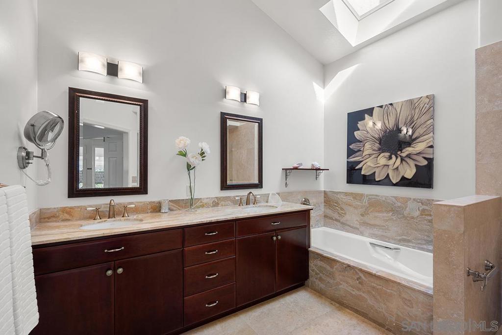 6393 Cardeno Dr. Property Photo 13