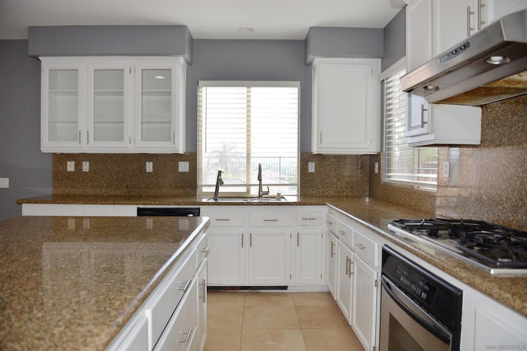 1575 Wishing Star Dr Property Photo 21