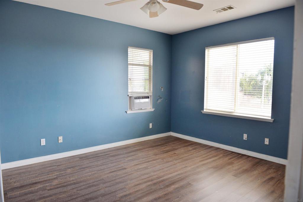 1575 Wishing Star Dr Property Photo 26