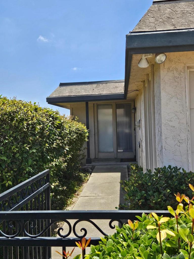 6993 Caminito Curva Property Photo 1