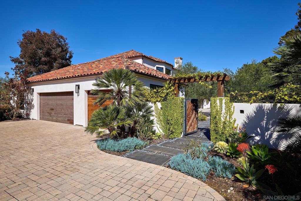 4773 El Mirlo Property Photo 52