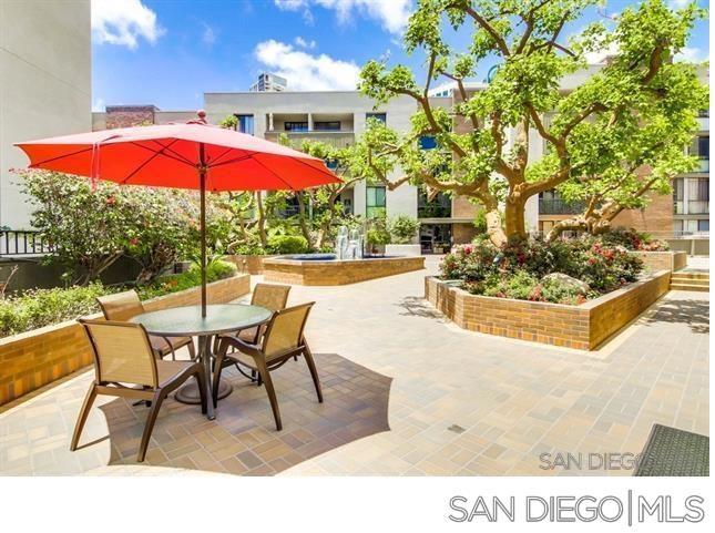 750 State St 325 Property Photo 20