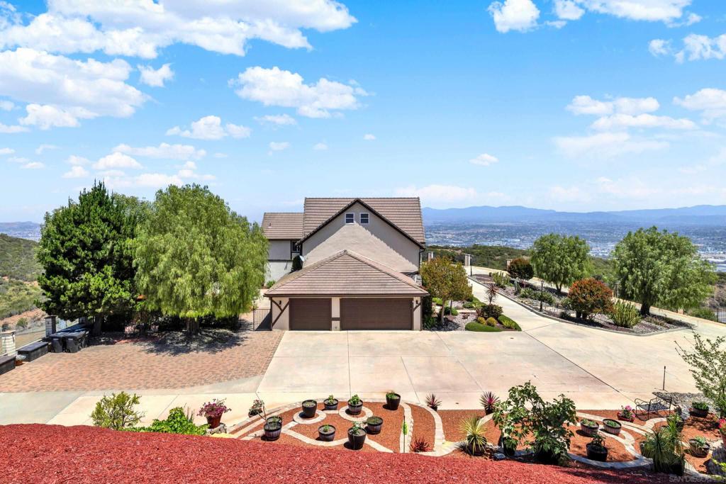 26780 Camino Seco Property Photo 6