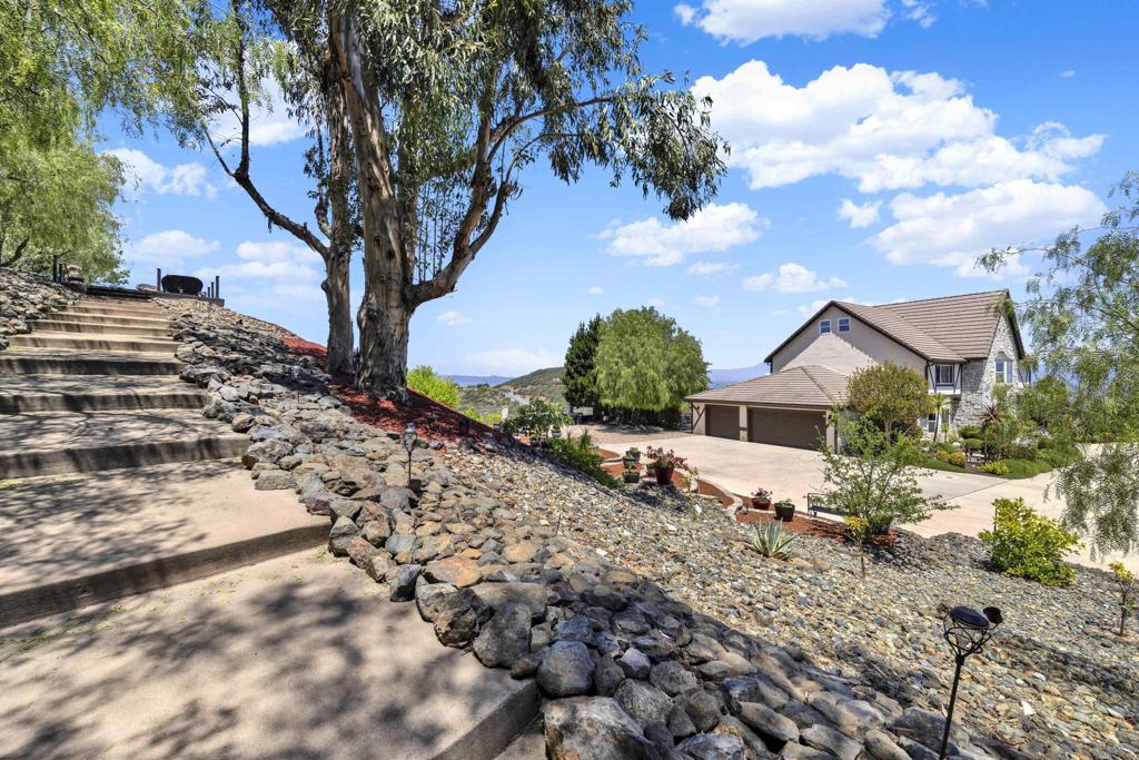 26780 Camino Seco Property Photo 44