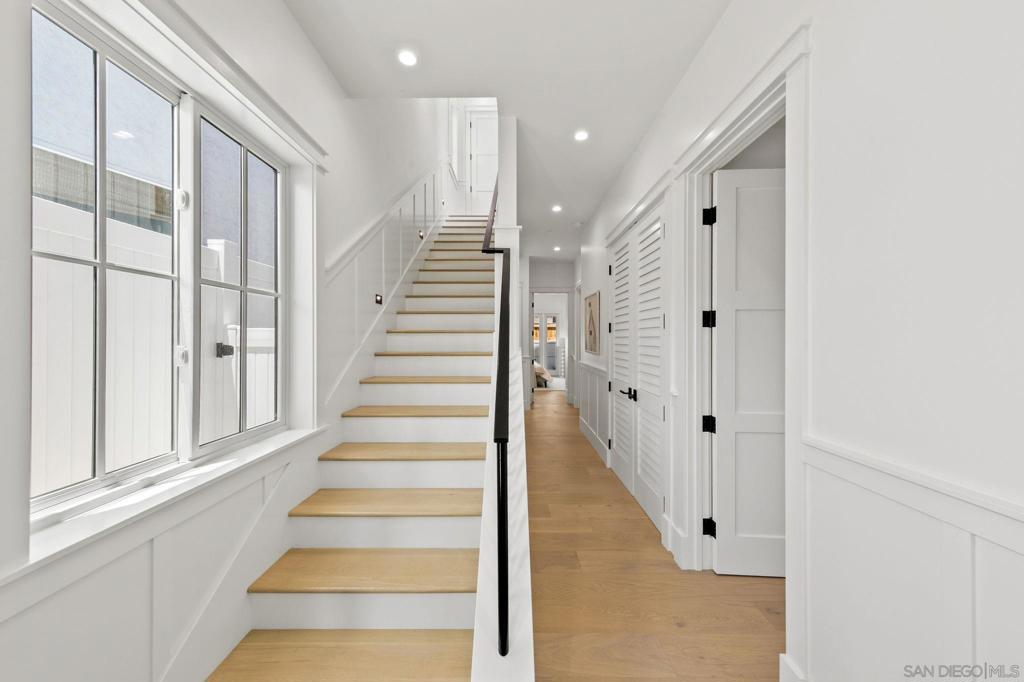 1054 Isabella Avenue Property Photo 3