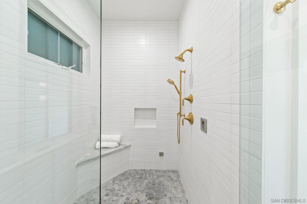 1054 Isabella Avenue Property Photo 19