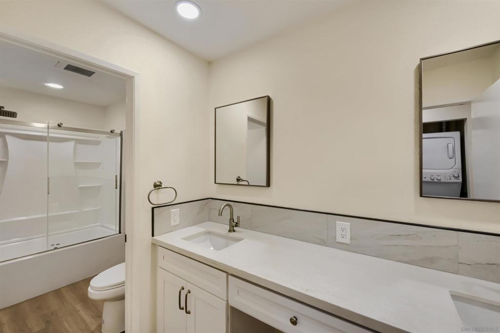 6116 Calle Mariselda 304 Property Photo 20