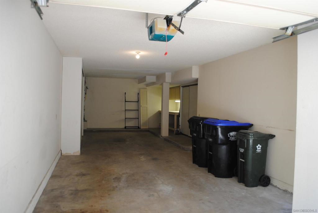 6116 Calle Mariselda 304 Property Photo 23