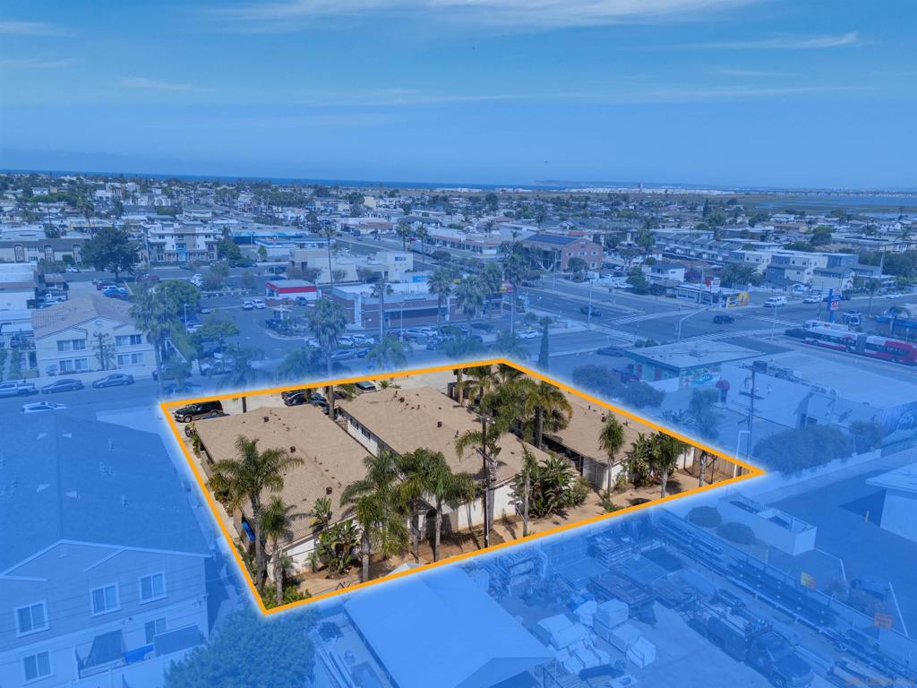 739 Florida Street Property Photo 6