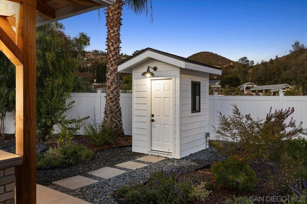 14272 Jerome Drive Property Photo 35