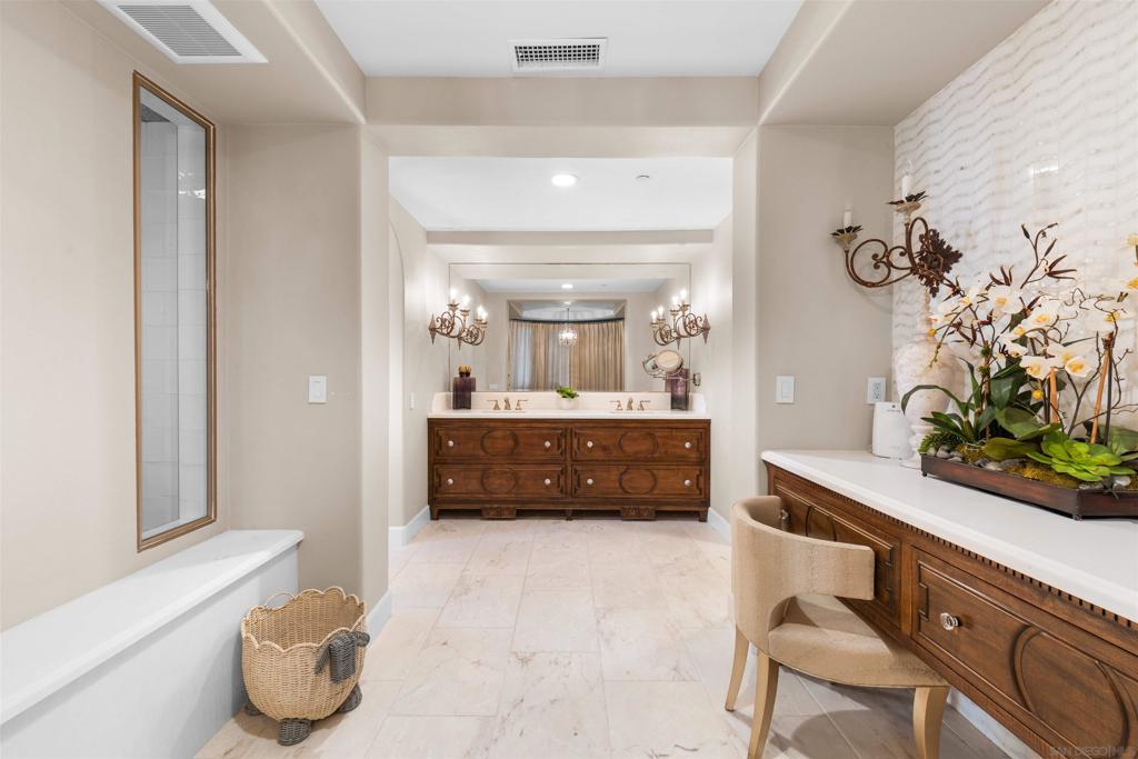 42 Sidra Cove Property Photo 30