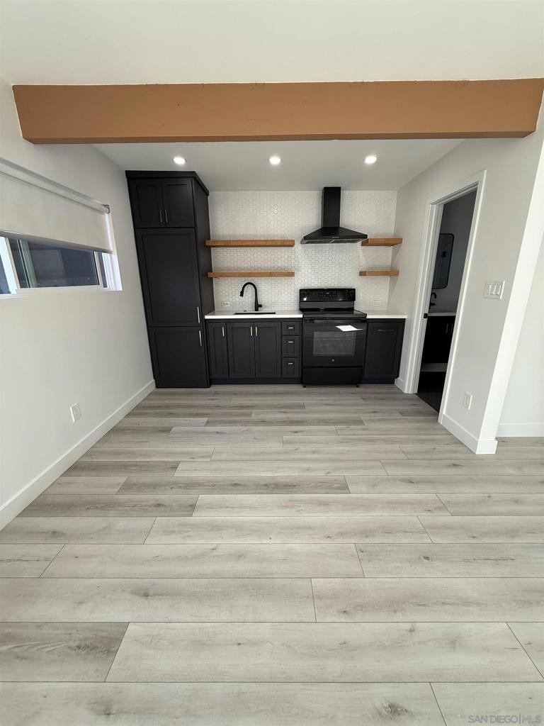 764 766 N Grape St Property Photo 24