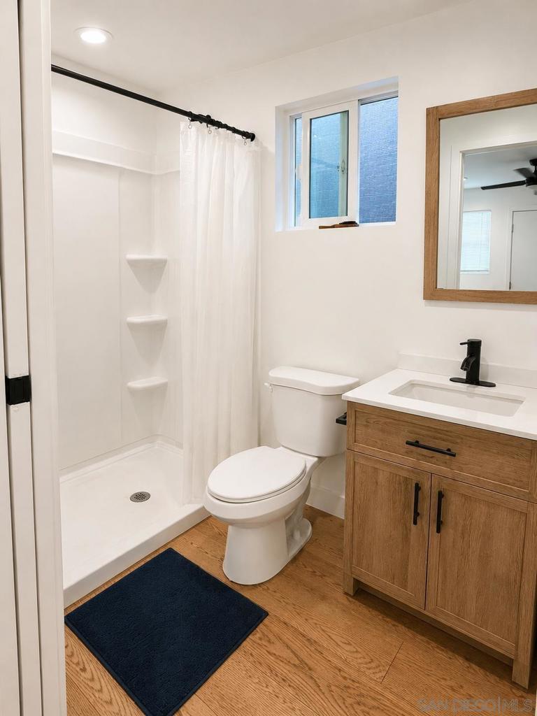 764 766 N Grape St Property Photo 29