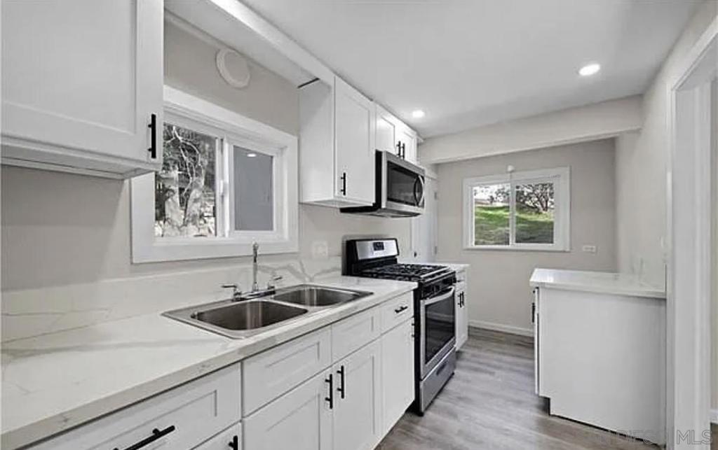 201 Hillside Spur Property Photo 2