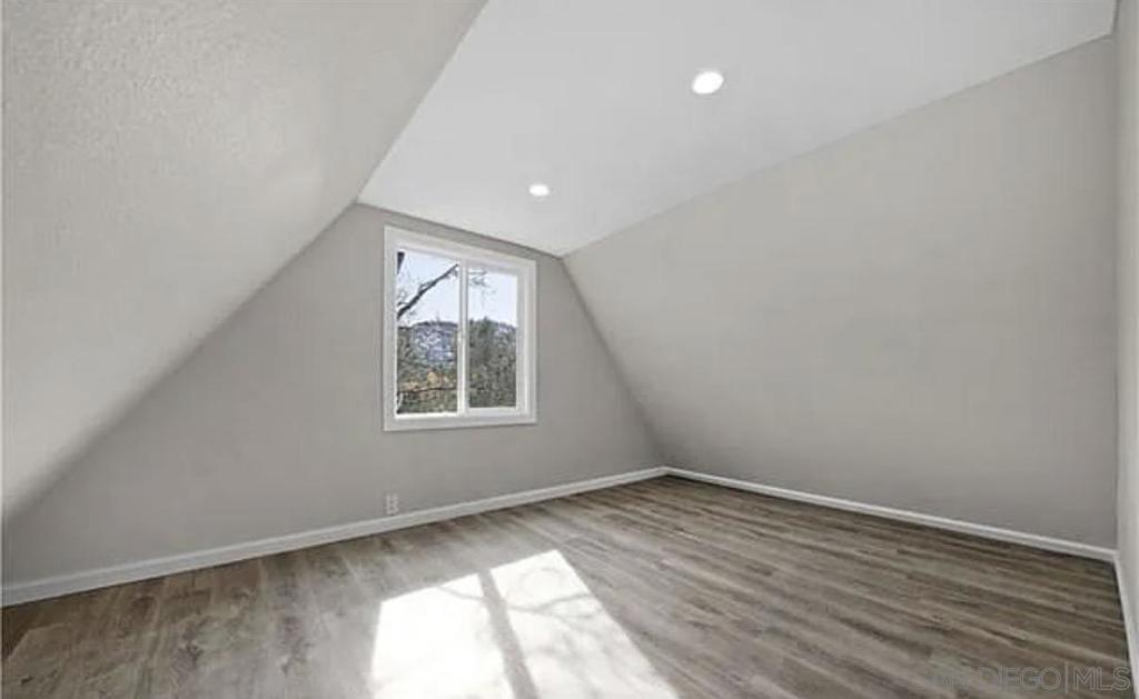 201 Hillside Spur Property Photo 7