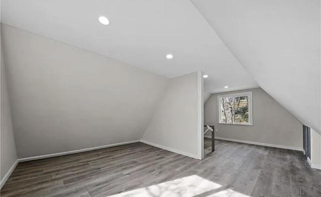 201 Hillside Spur Property Photo 10