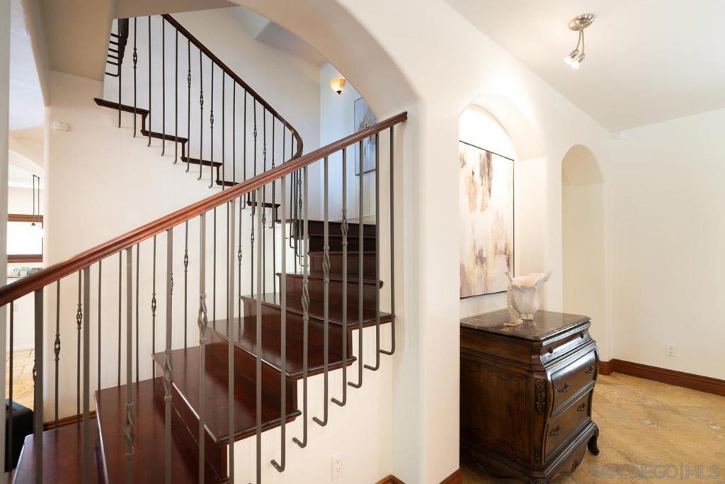 14238 Via Michelangelo Property Photo 9