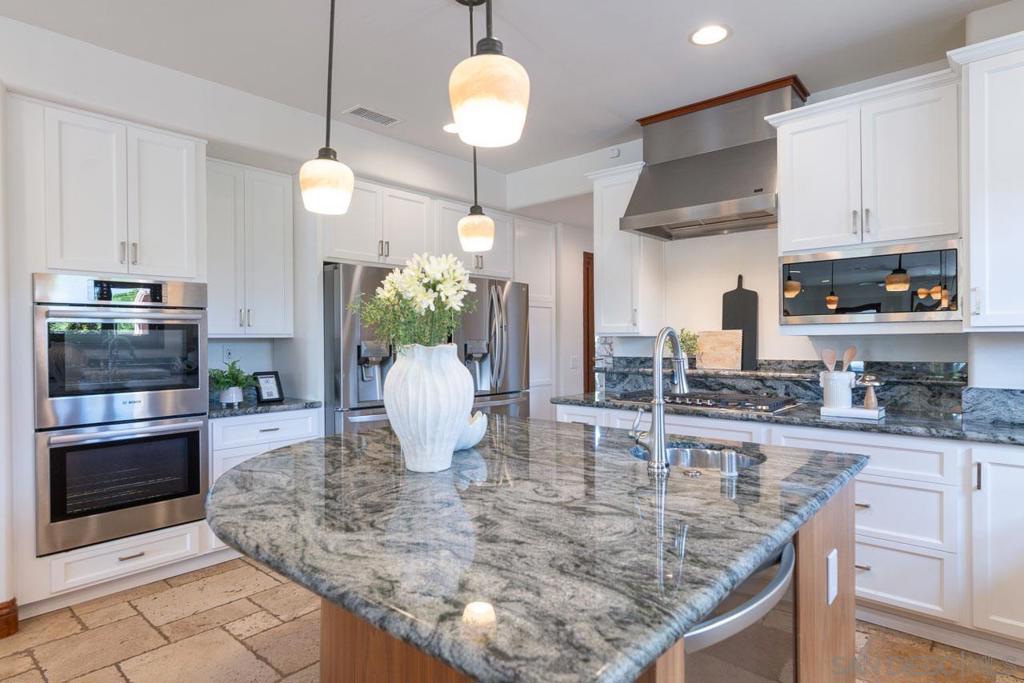 14238 Via Michelangelo Property Photo 17