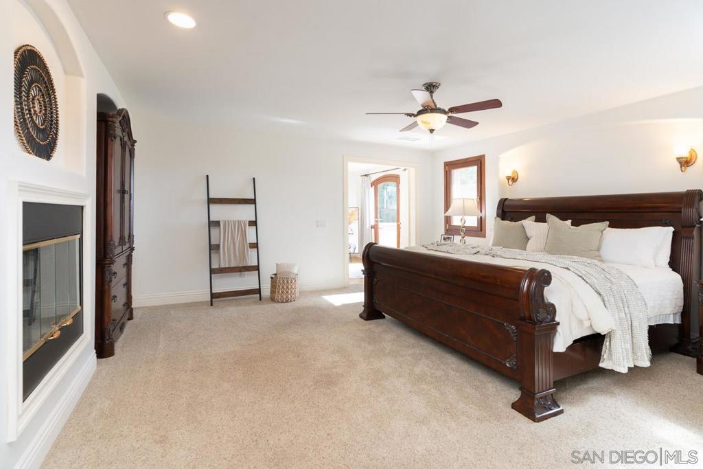 14238 Via Michelangelo Property Photo 34