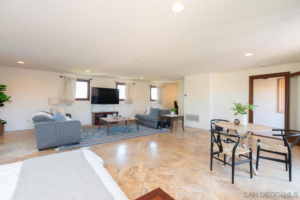 14238 Via Michelangelo Property Photo 42
