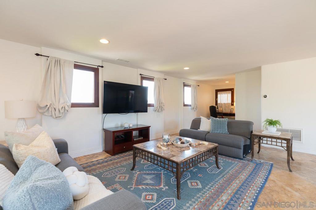 14238 Via Michelangelo Property Photo 43