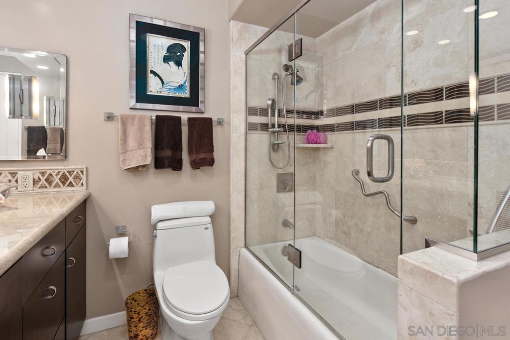 1810 Avenida Del Mundo 908 Property Photo 31
