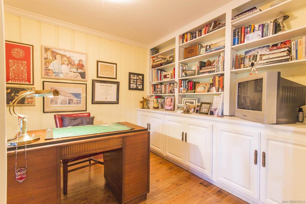 28831 Spruce Property Photo 5