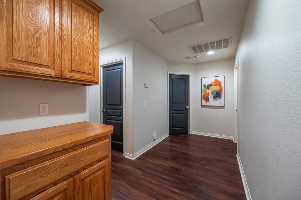 8361 Amador Avenue Property Photo 18