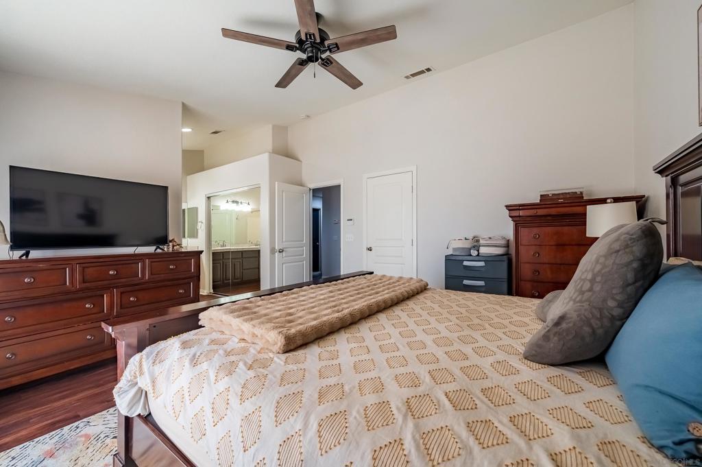 8361 Amador Avenue Property Photo 21