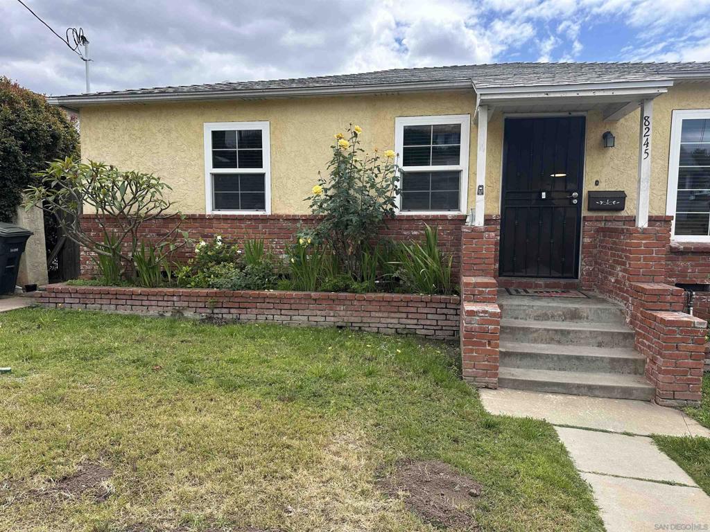 8245 Orchard Property Photo 1