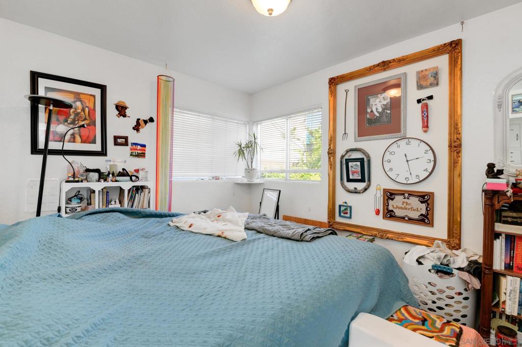 2322 28 Chatsworth Blvd Property Photo 24