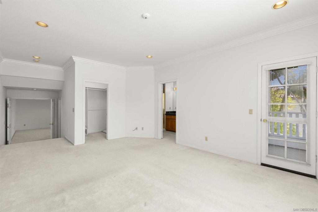 2446 2448 Sacada Cir Property Photo 23
