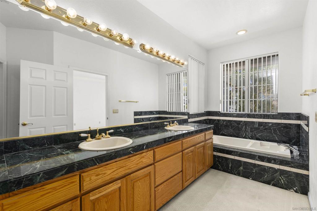 2446 2448 Sacada Cir Property Photo 26