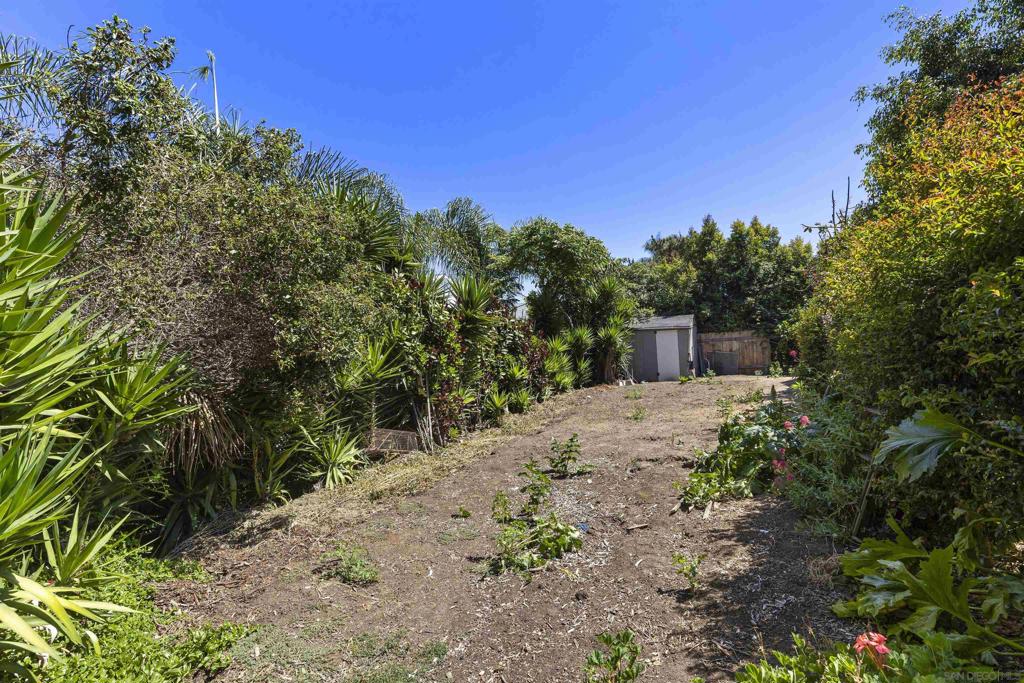 2446 2448 Sacada Cir Property Photo 44