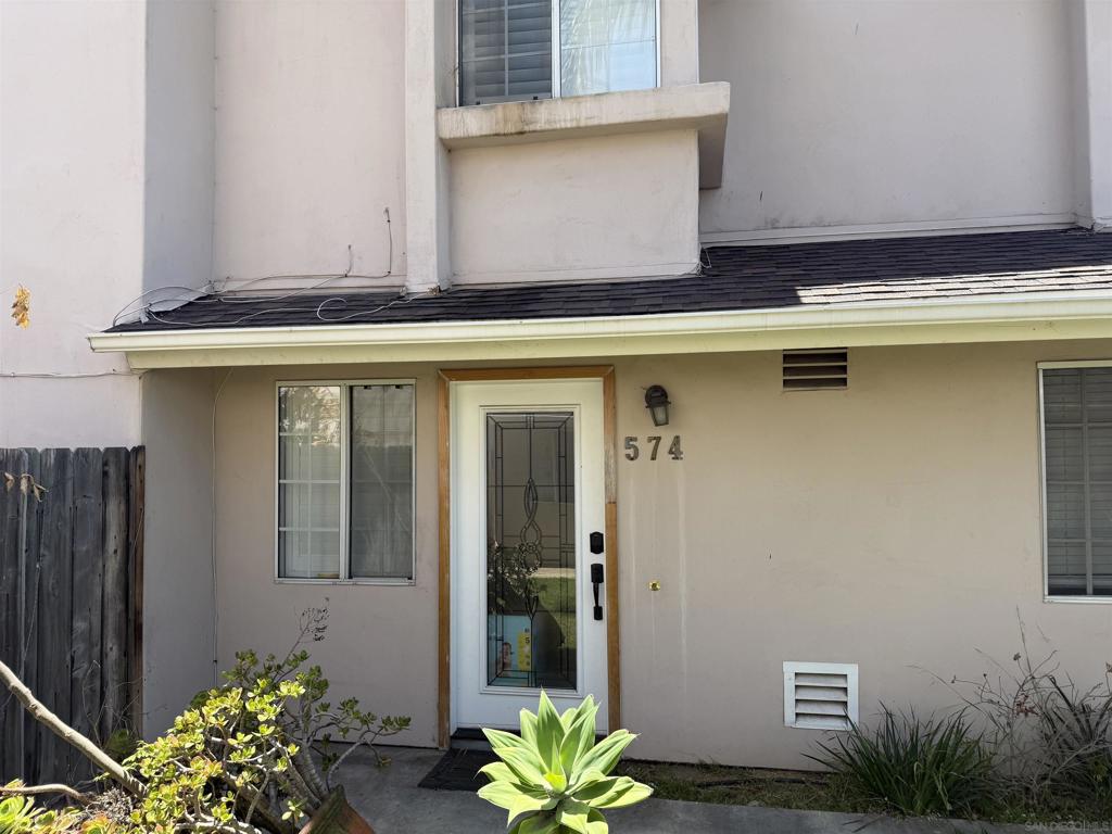 574 Hart Drive Property Photo 1