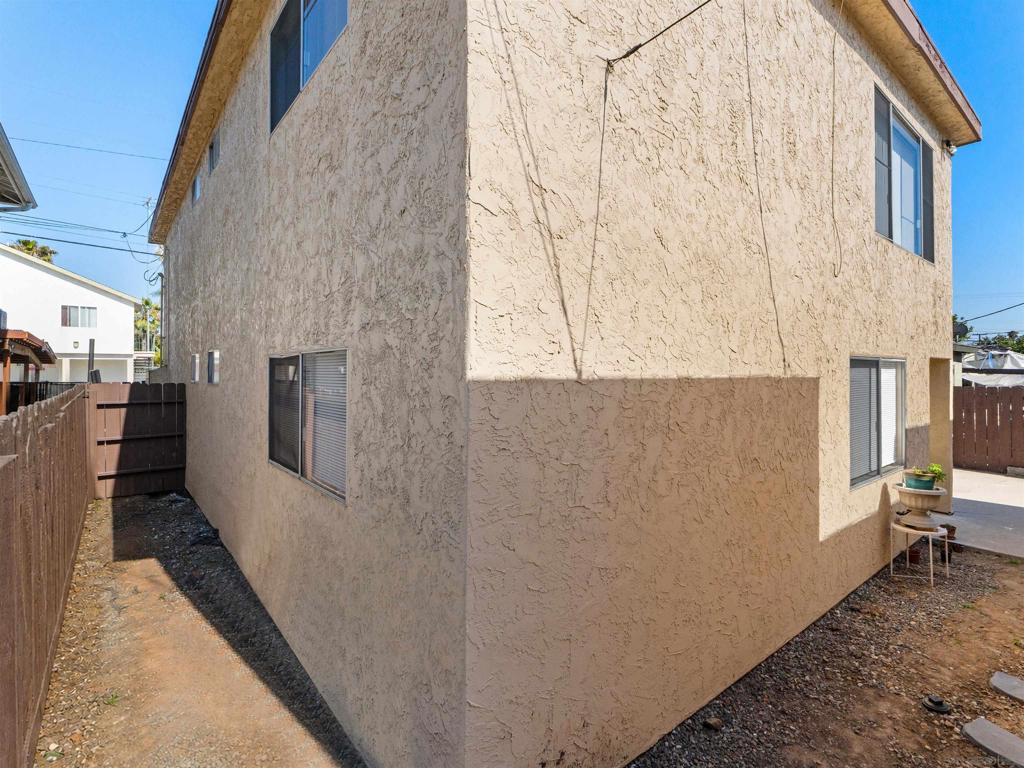 4135 Chamoune Avenue Property Photo 19