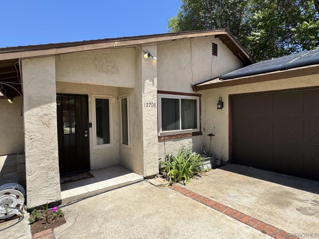 12706 Julian Ave Property Photo 1