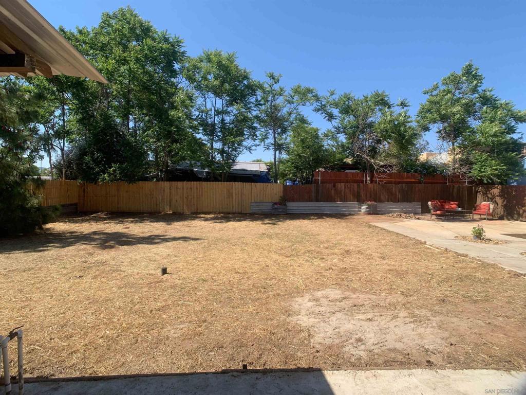 12706 Julian Ave Property Photo 26