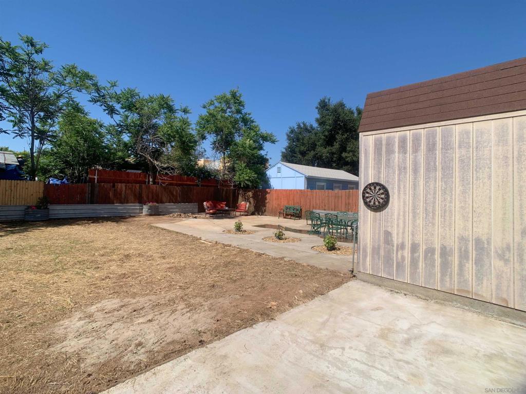 12706 Julian Ave Property Photo 27
