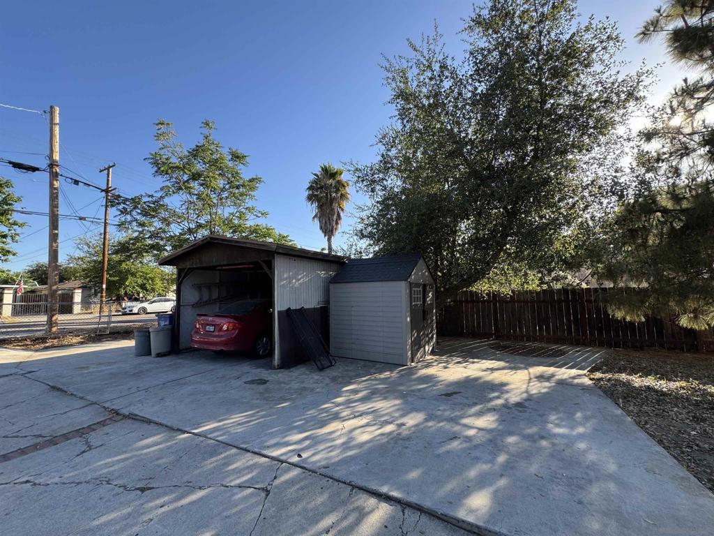 12706 Julian Ave Property Photo 43
