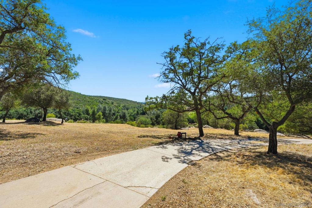 19525 Casner Rd Property Photo 6