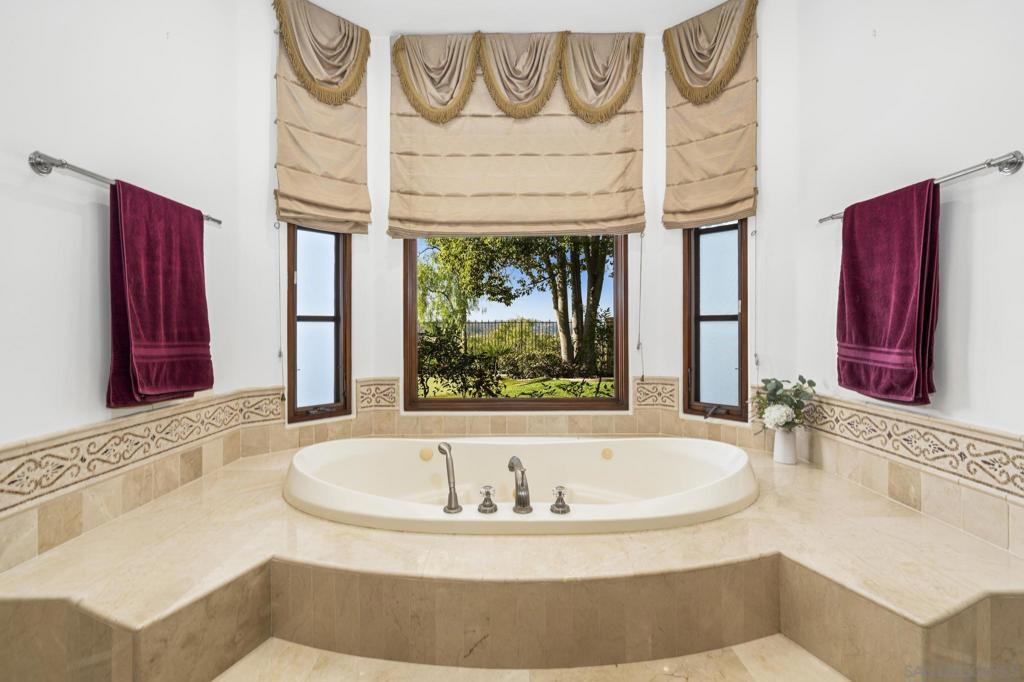 4690 Rancho Del Mar Trl Property Photo 17