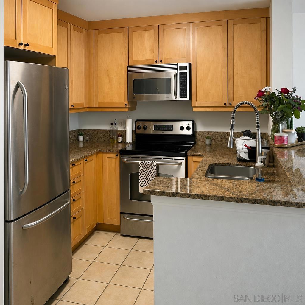 8889 Caminito Plaza Centro 7225 Property Photo 6