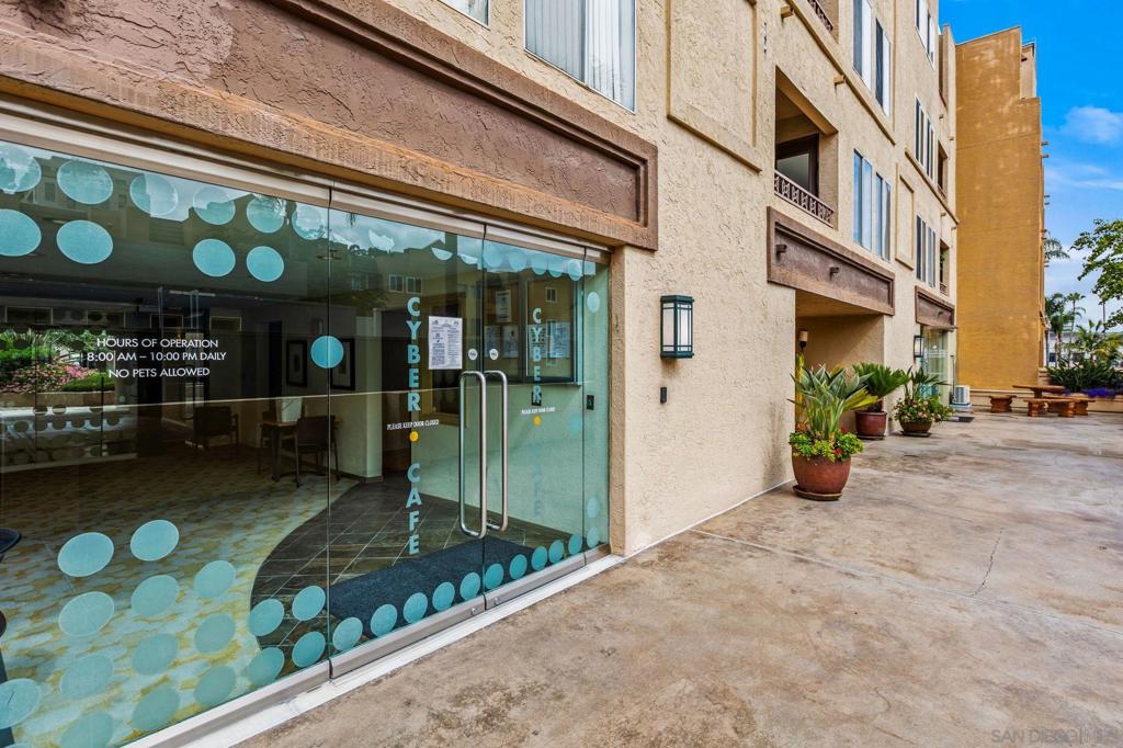 8889 Caminito Plaza Centro 7225 Property Photo 11