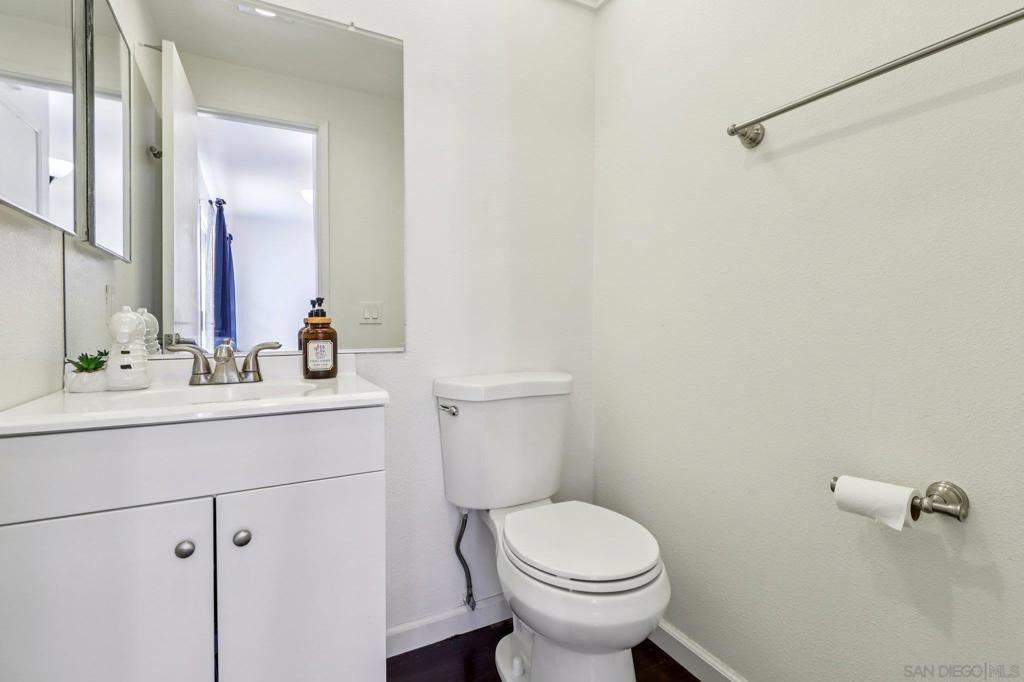 7809 Starling Dr Property Photo 11