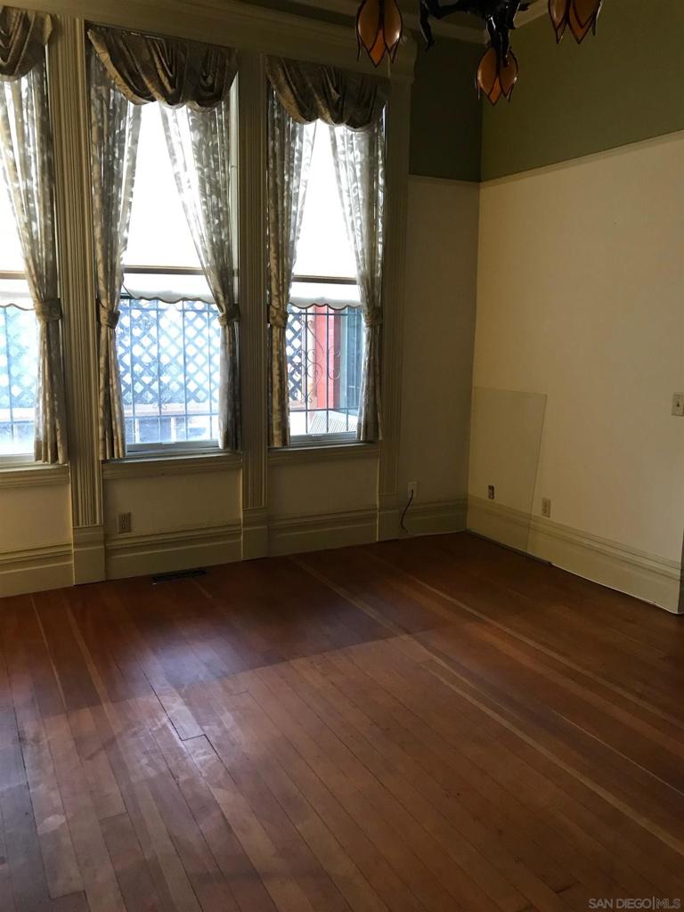 906 A Ave Property Photo 18