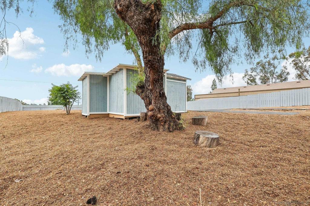 316 4th St Property Photo 45