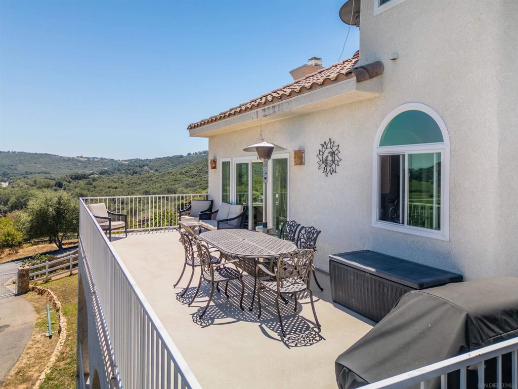 18380 Avenida Caleta Property Photo 5